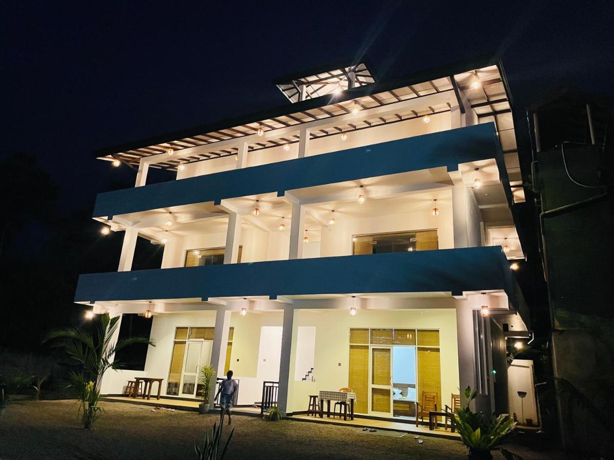 Dk Zur Einkenr Hotel Ahangama Bagian luar foto
