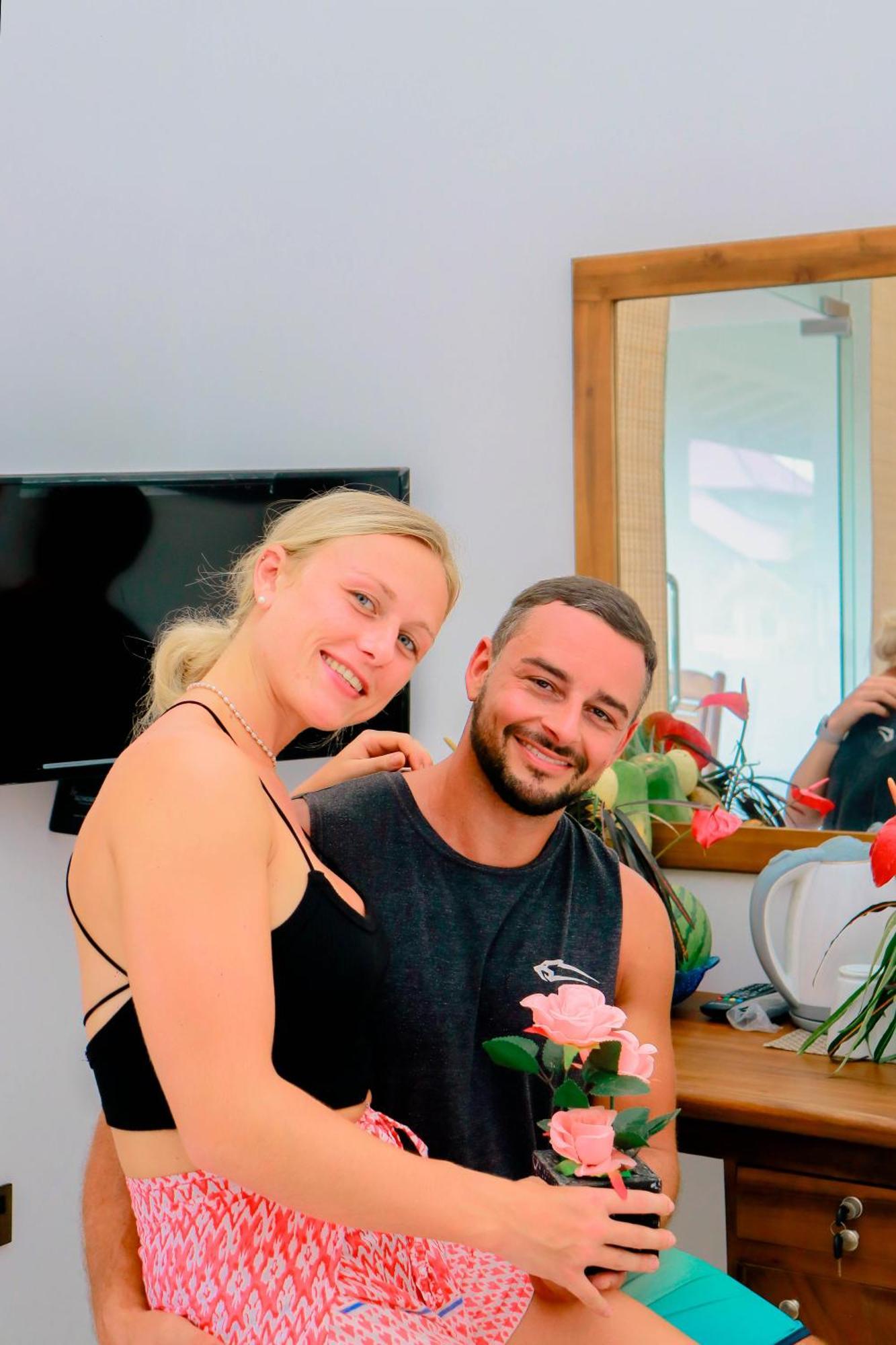 Dk Zur Einkenr Hotel Ahangama Bagian luar foto